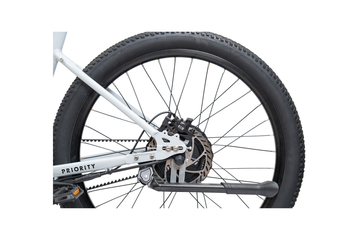 Close up of the non-drive side of the Priority E-Sauce rear hub.