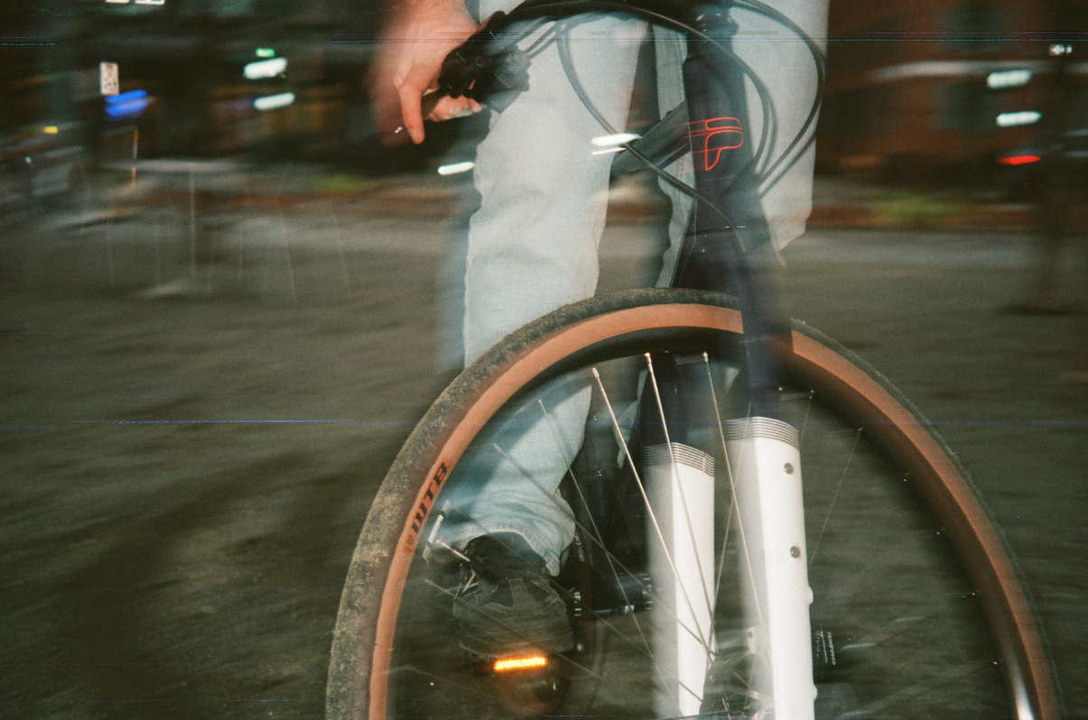 Close up of the front of the Priority Bicycles Flat Bar Apollo